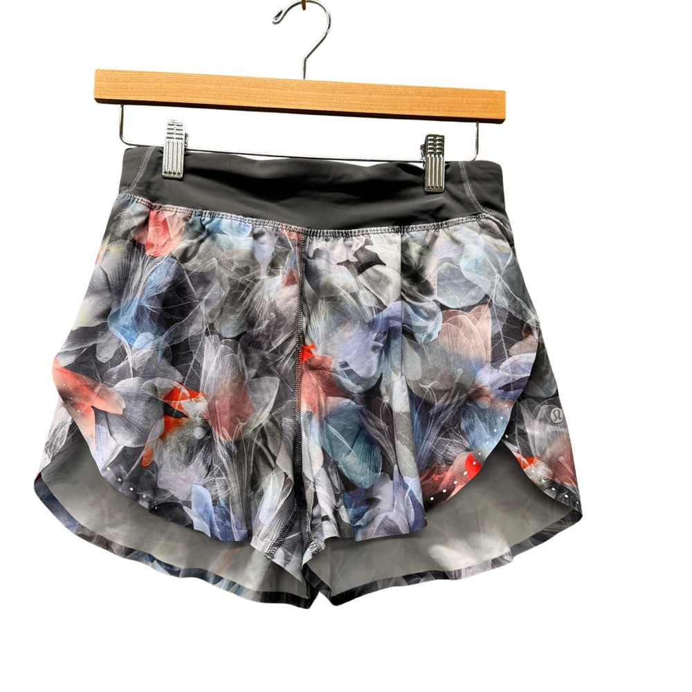 Lululemon Running Shorts Womens 4 Fast Free Reflective Floral Lined Athletic